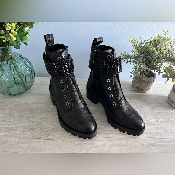 KARL LAGERFELD PARIS
Women's Pippa Lug sole Booties - Picture 2 of 10